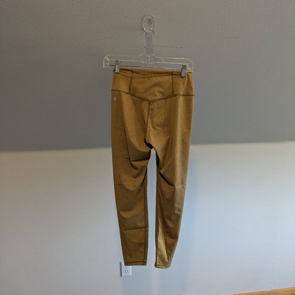 Popflex Active Tone Cross-Front Legging in Golden Cheetah size Medium - Picture 9 of 13